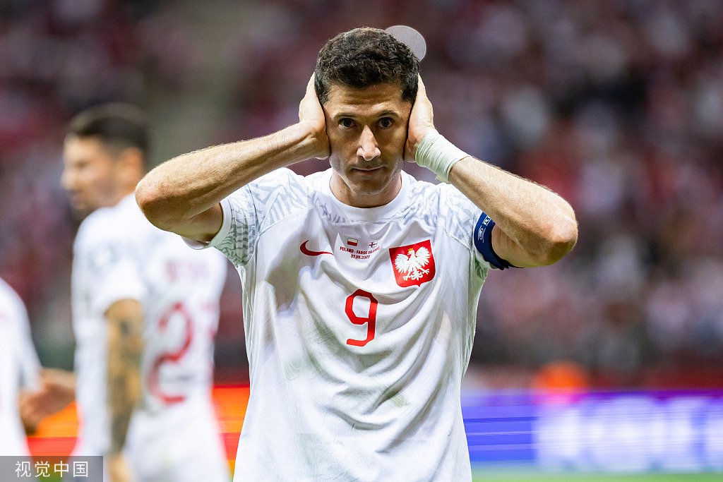 亚博体育-西班牙队带队取胜！，莱万多夫斯基重要时刻险胜上演精彩一战-亚博体育